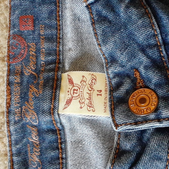 Bermuda jean shorts - Picture 2 of 4